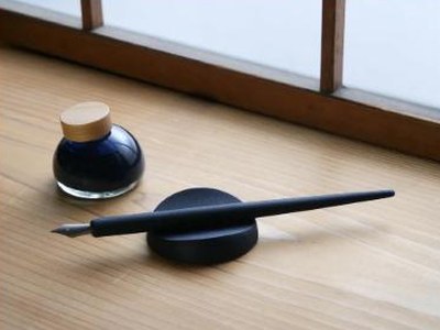 Porte-plume teint à l’indigo de Tokushima